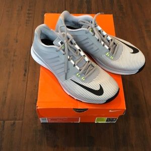Men’s Nike shoes